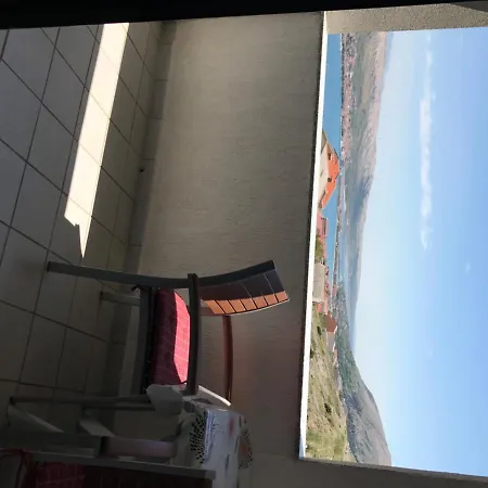 Branko Apartment Pag Town