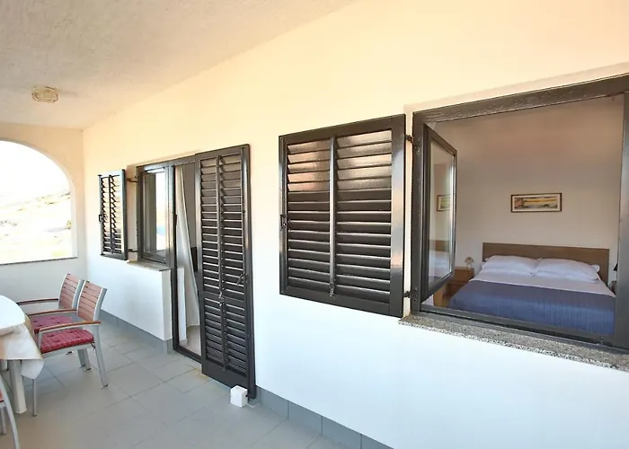 Appartement Branko Pag Town